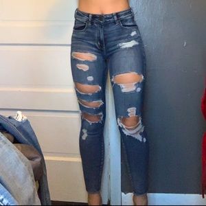 Size 4 American Eagle Outfitters high waisted ripped jeans